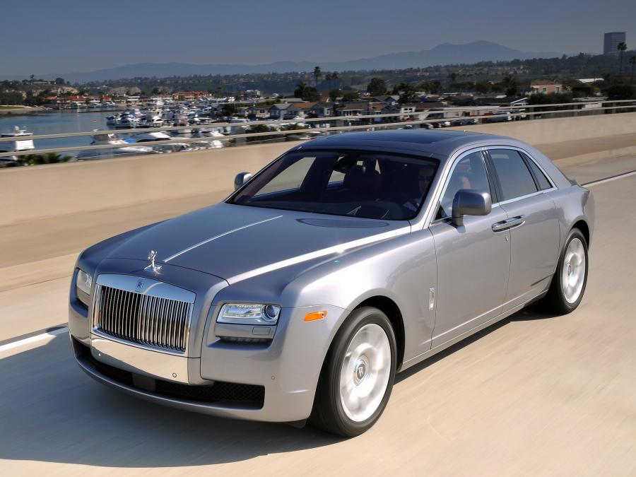  Rolls-Royce Ghost 2009 года  (US) (фото 8 из 17)